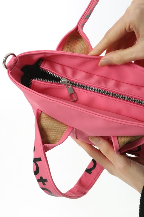 Baghashtag Pembe Mini Su Geçirmez Kulp Yazılı Tote Çanta - Görsel 7