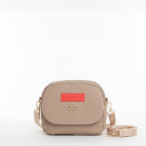 Baghashtag Krem Kapaklı Su Geçirmez 3 Gözlü Deri Çanta